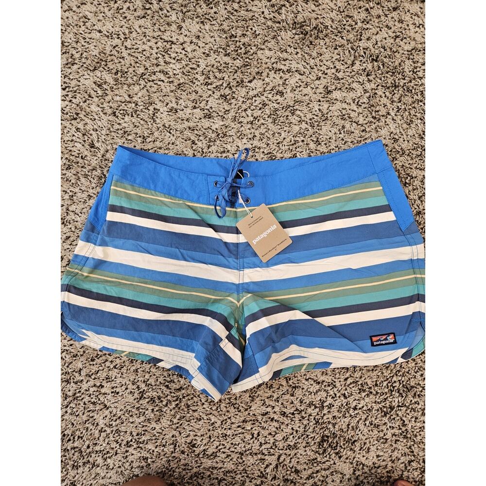 Patagonia Women's Wavefarer Boardshorts Size 12 Blue 5” Womens